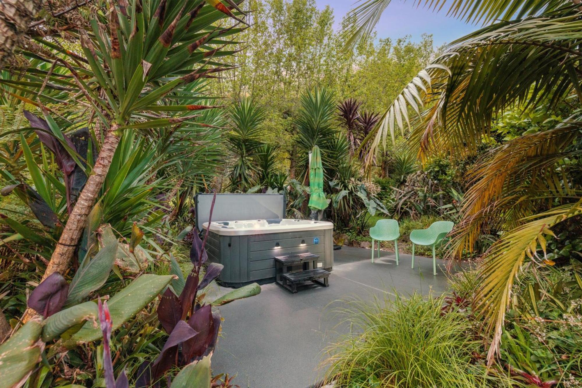 Swiss-Kiwi Cottage And Retreat, B&B Tauranga Bagian luar foto